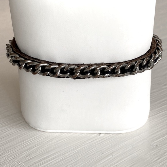 Hand Crafted Black Leather Silver Chain Bracelet Rocker Goth Rebel Rockstar - Picture 1 of 16
